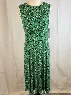 London Times Green Floral Sleeveless Maxi Dress
